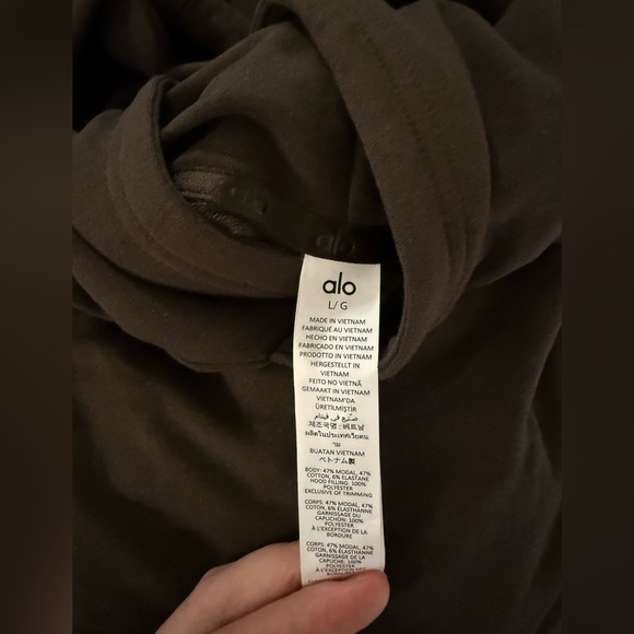 Alo yoga Double Take hoodies super soft and comfy in Espresso - Picture 5 of 6
